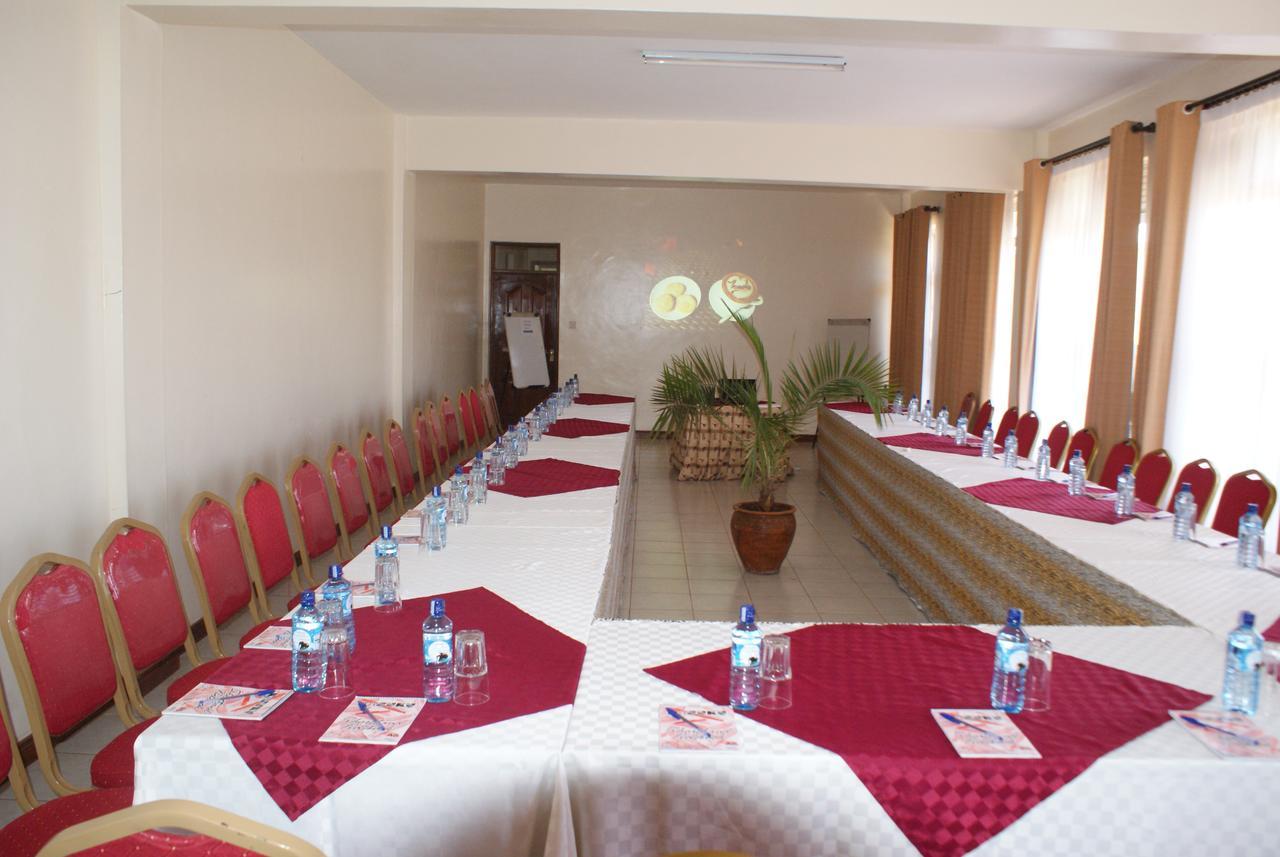 Meru Slopes Hotel Exterior foto